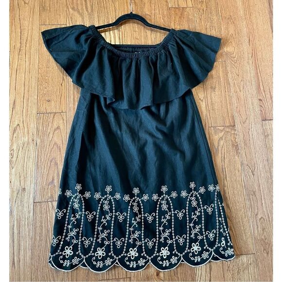 Old navy linen black ruffled neck eyelet hem dress small - Picture 6 of 8